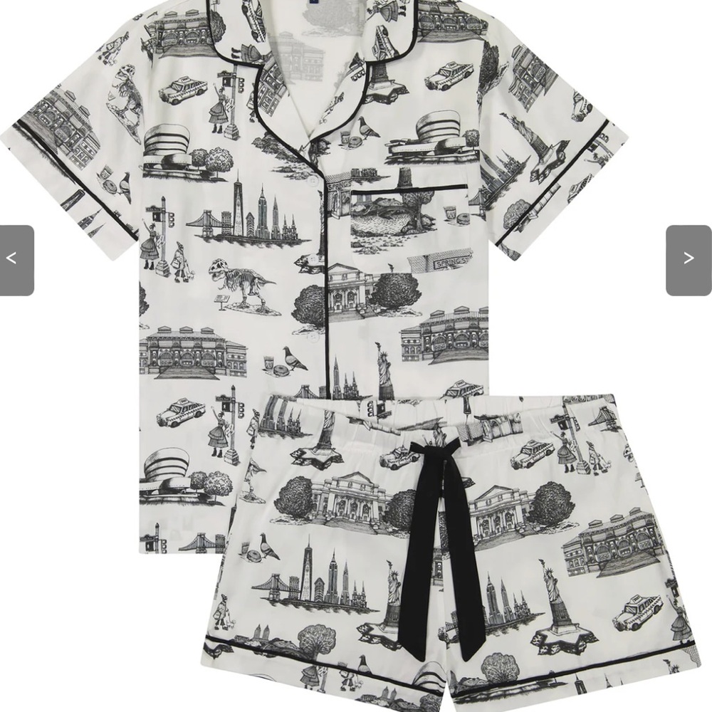 Women's Black and White Printed Pajama Set